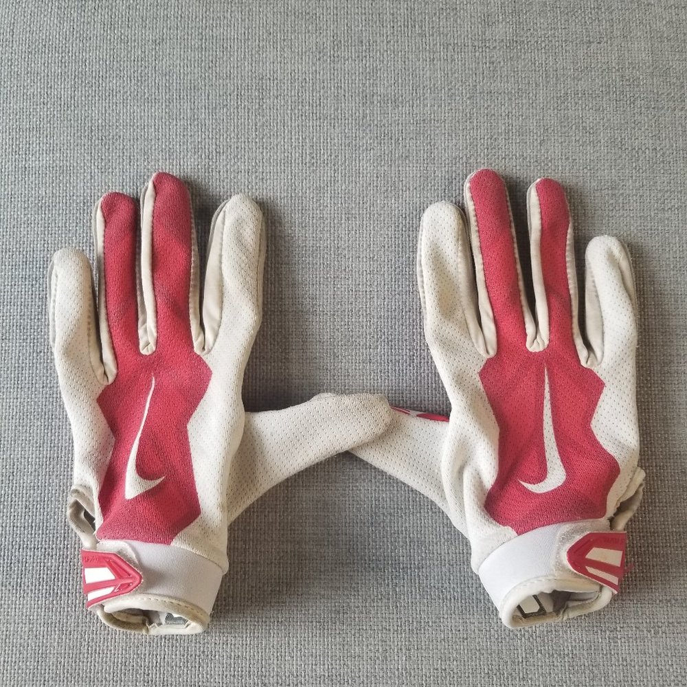 Nike Medium YOUTH Football gloves  🏈 - Picture 4 of 6